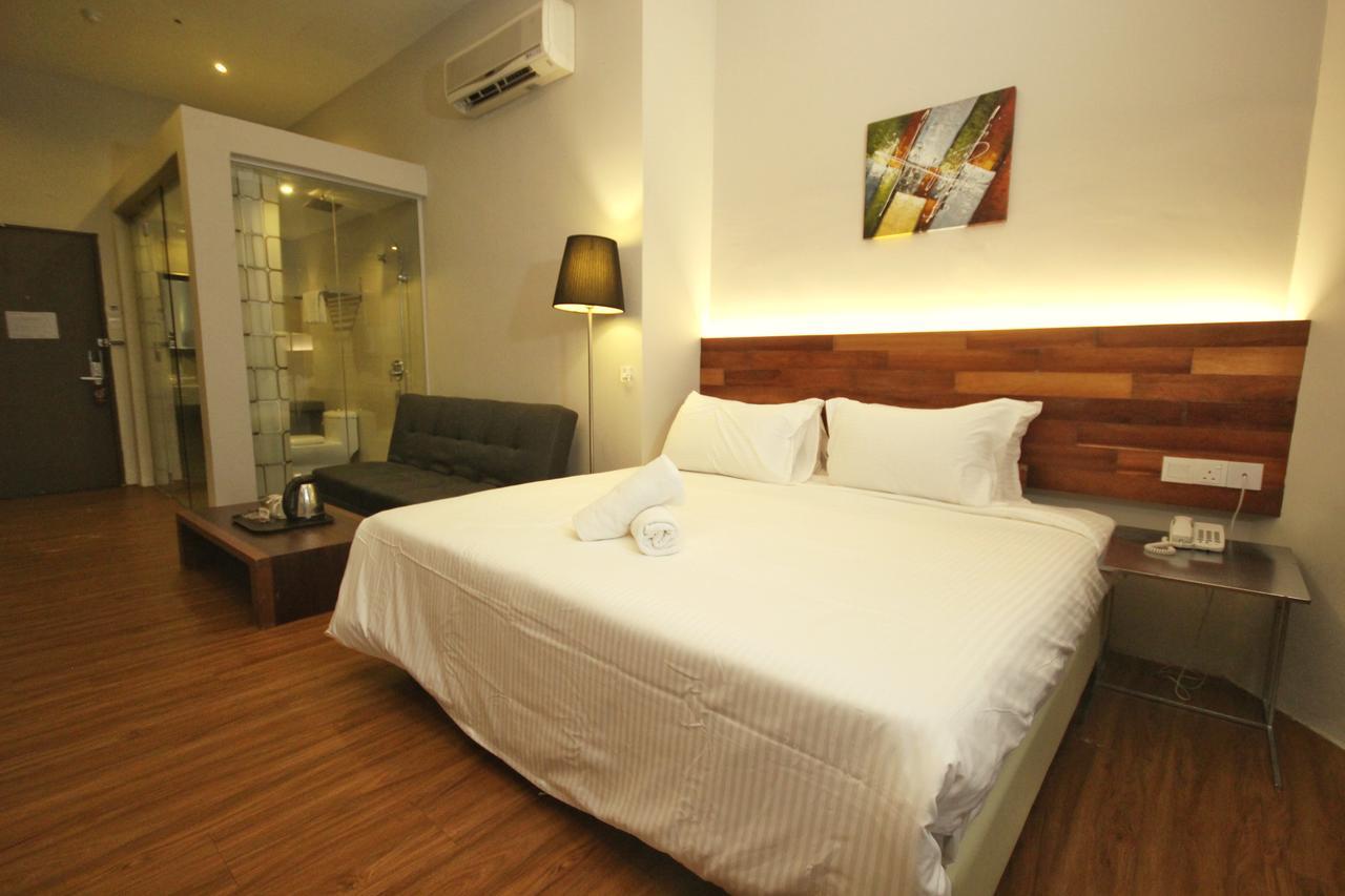 The Riverbank Hotel Kuantan Eksteriør bilde